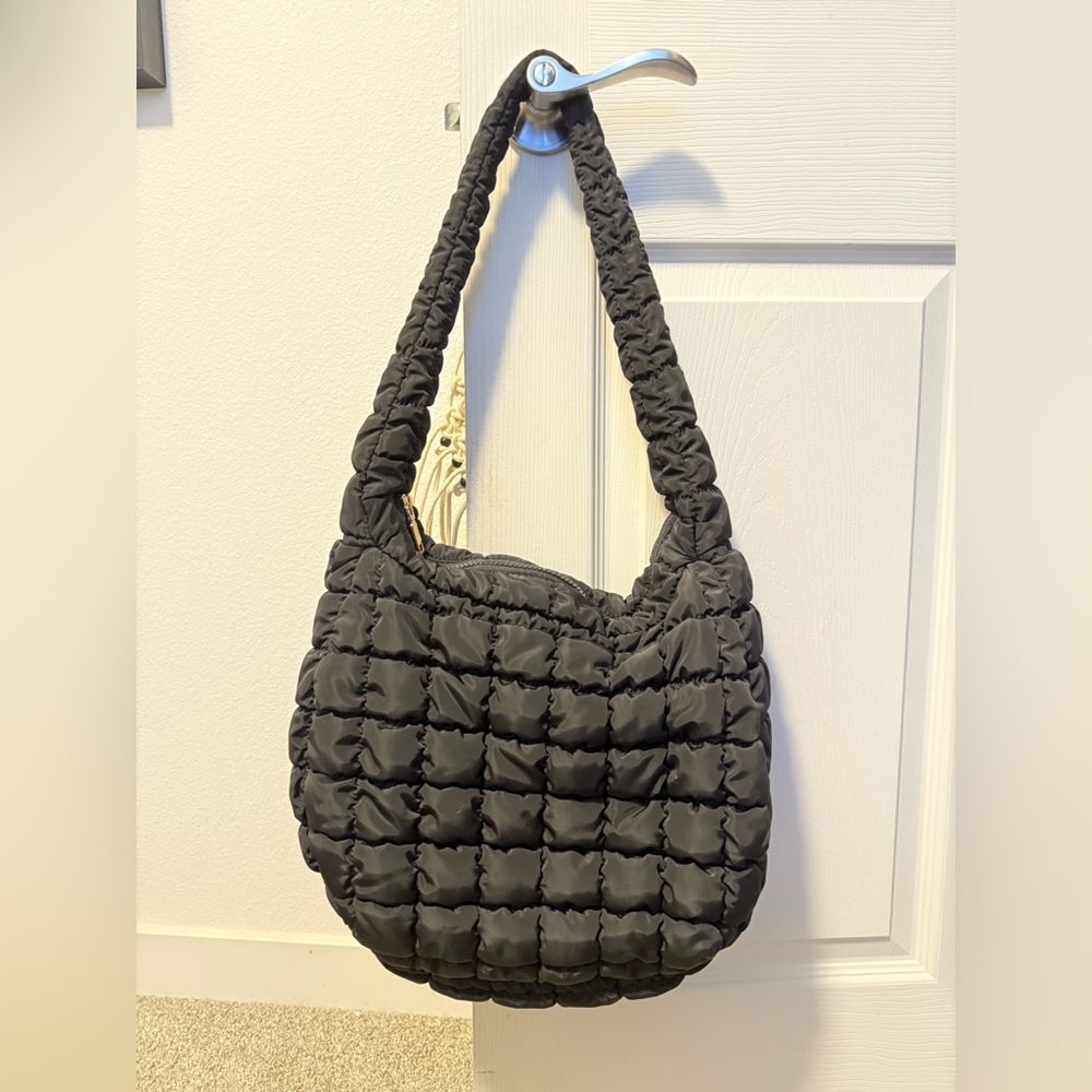 Puffer Shoulder Bag - Black